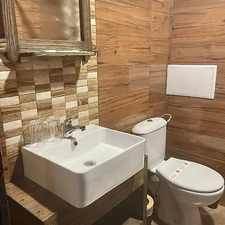 семеен хотел-ресторант маламовата къща