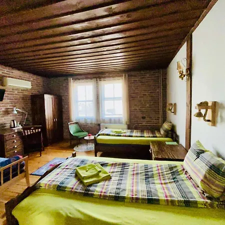 семеен хотел-ресторант маламовата къща 2*