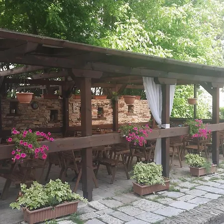 семеен хотел-ресторант маламовата къща Hotel 2*