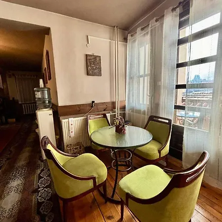 семеен хотел-ресторант маламовата къща 2*