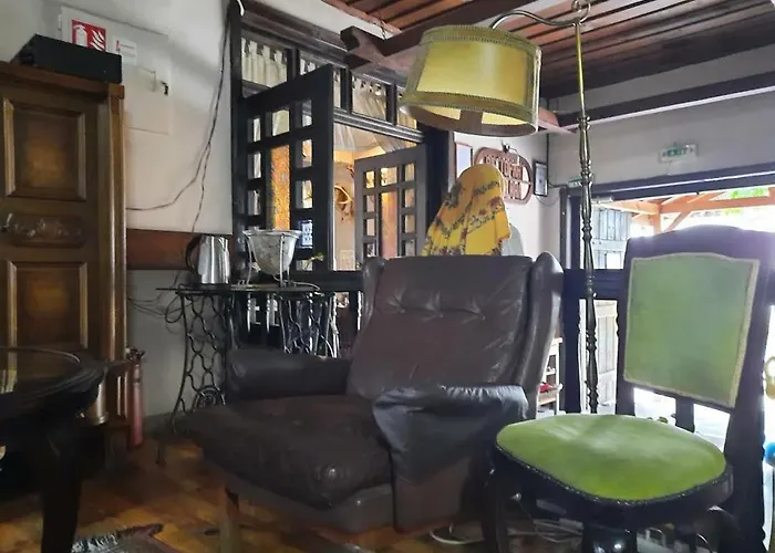 семеен хотел-ресторант маламовата къща Хотел 2*