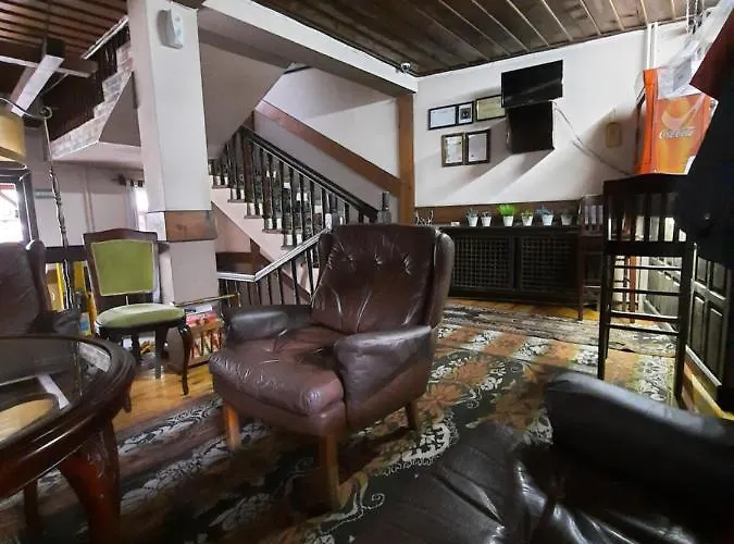 Хотел семеен хотел-ресторант маламовата къща 2*