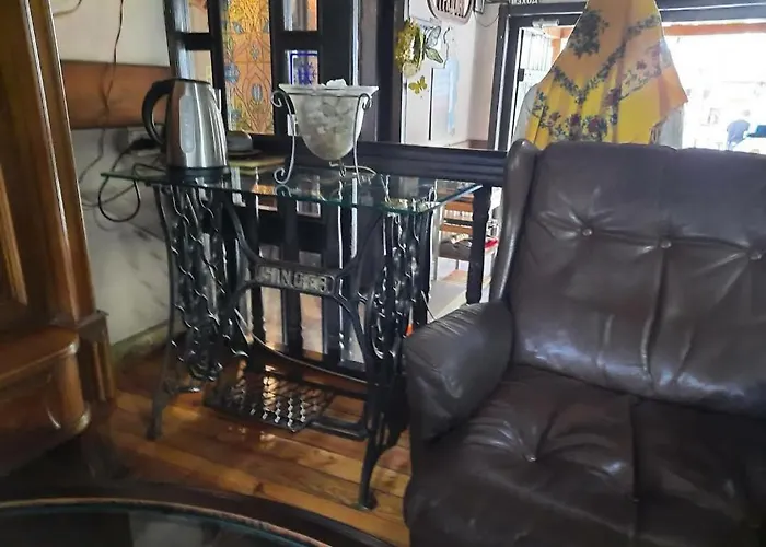 Хотел семеен хотел-ресторант маламовата къща 2*