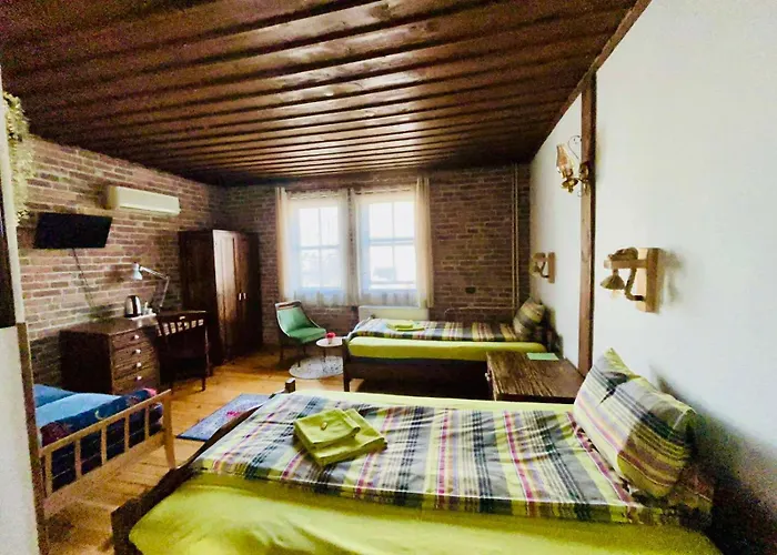 семеен хотел-ресторант маламовата къща 2*