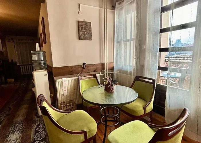 семеен хотел-ресторант маламовата къща 2*